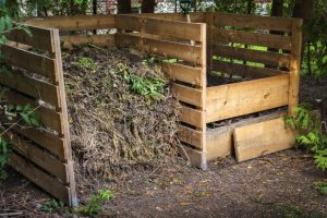 Making a compost box with your own hands: a description of the main technical points, recipes for making compost (50 Photos & Videos) + Reviews