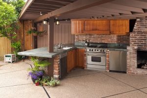 Do-it-yourself construction and arrangement of a summer kitchen in the country: projects, design, device, with barbecue and barbecue (60+ Photos & Videos) + Reviews