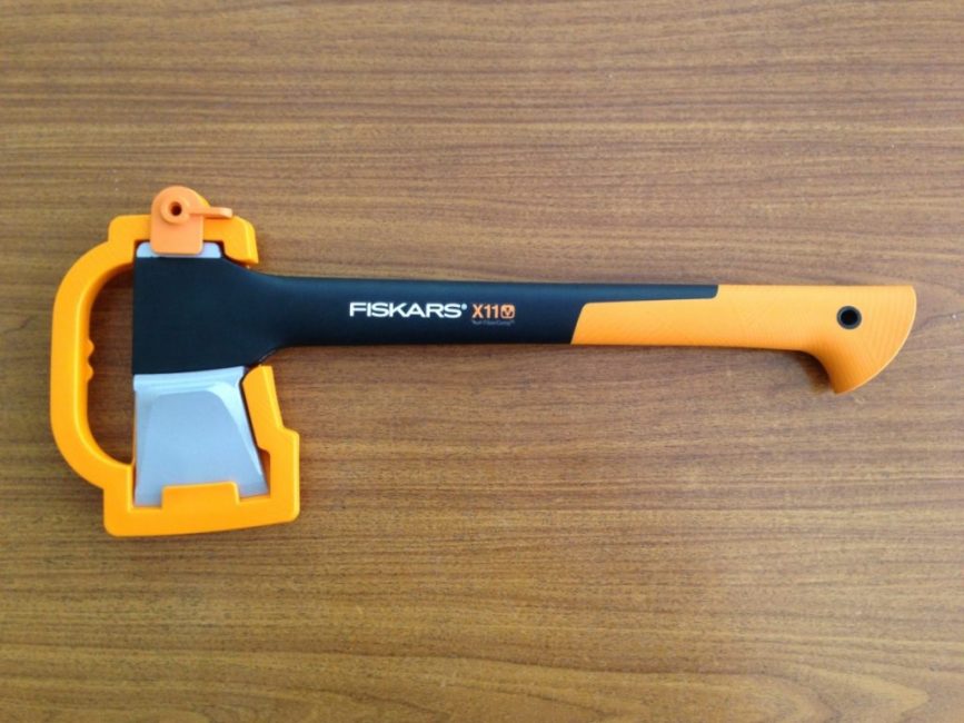 Fiskars X11-S