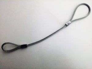 How beautifully and securely to braid the cable into a loop: a step-by-step schematic instruction